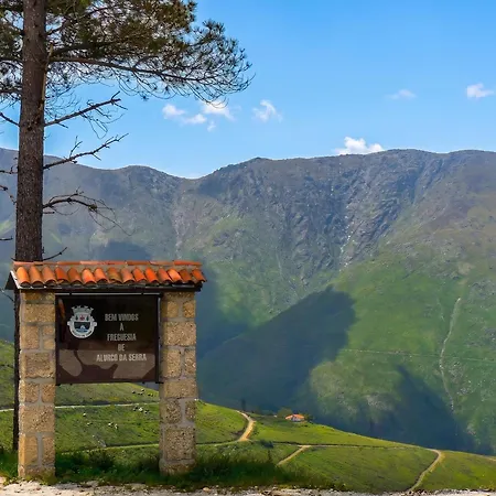 Charming In With Mountain View * Alvoco da Serra