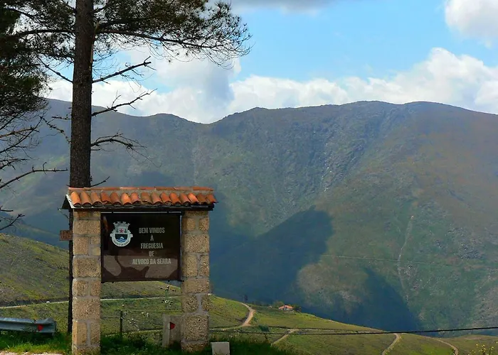 Charming In With Mountain View * Alvoco da Serra